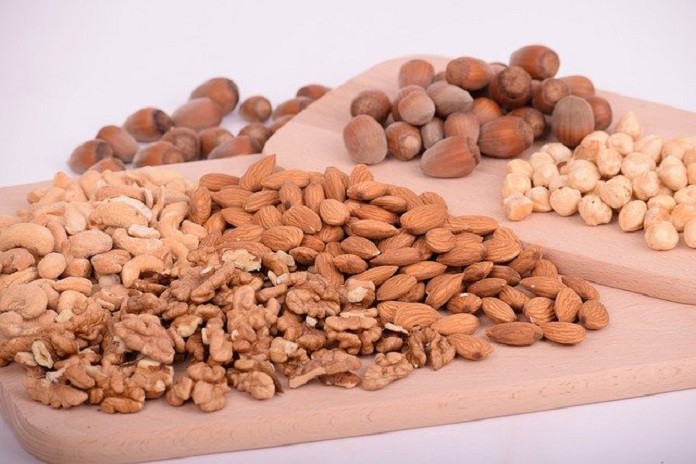 Can nuts reduce the risk of cardiovascular disease