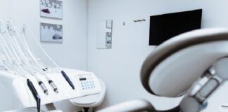 is it safe to visit the dentist during COVID-19